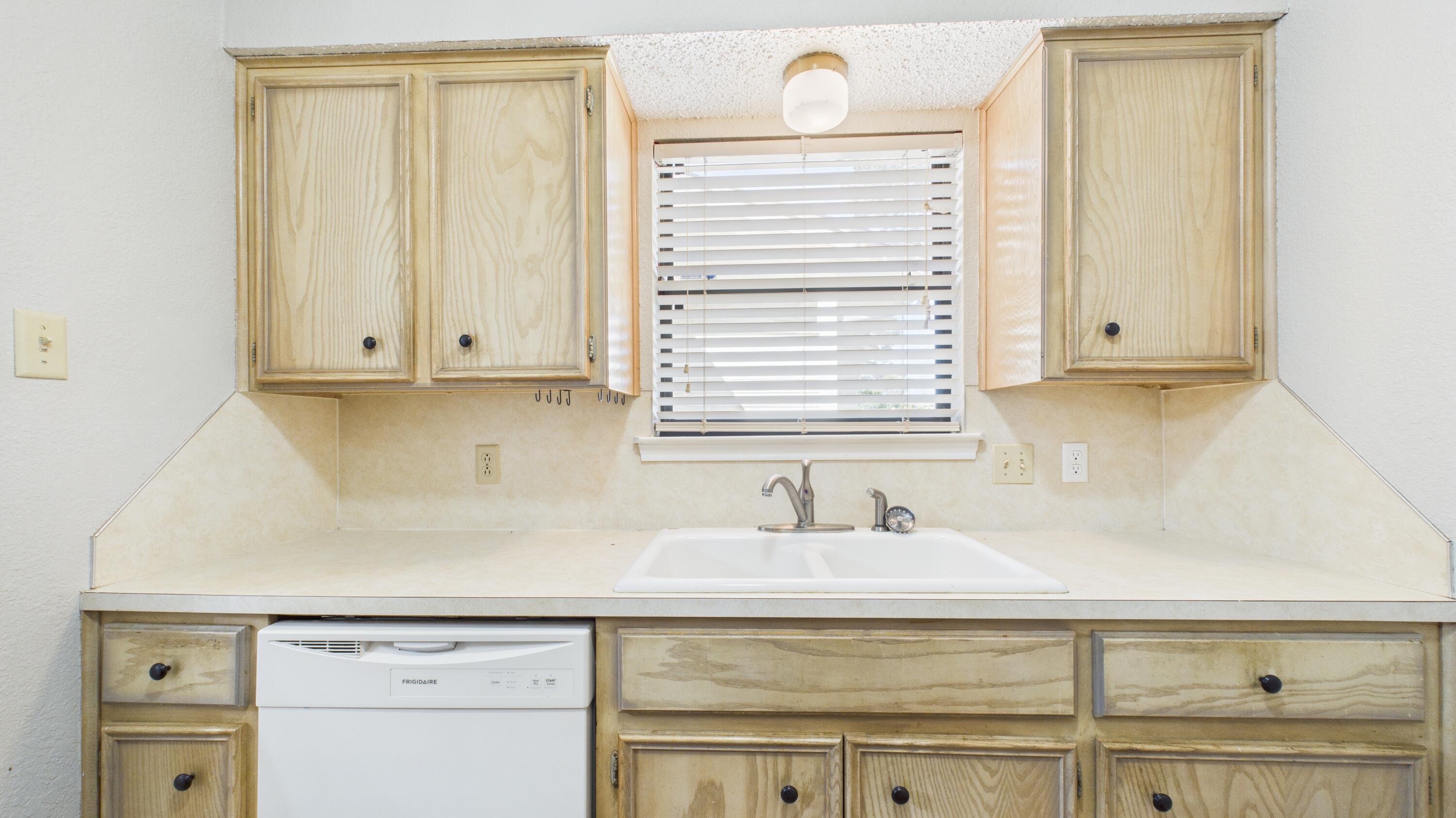 5801 6th Street Lubbock, TX 79416 - Photo 15 of 31 CAM03710G0-PR0151-STILL016