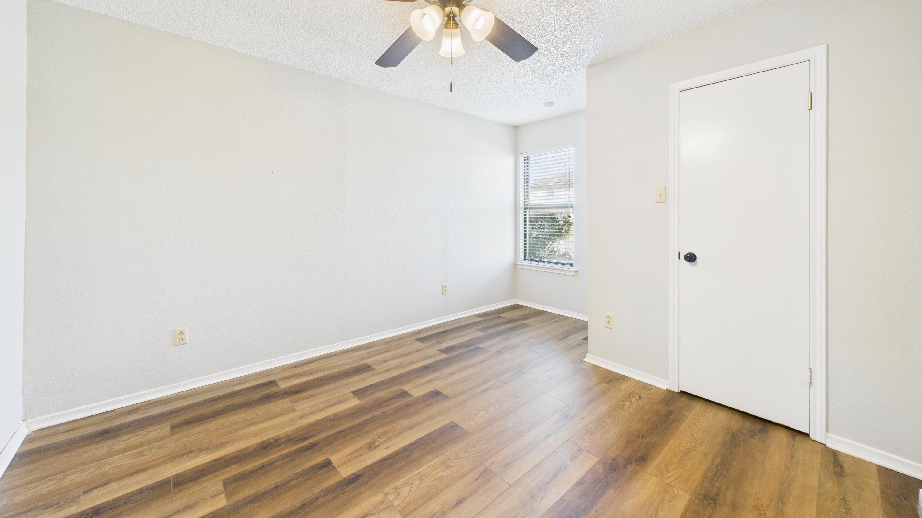 5801 6th Street Lubbock, TX 79416 - Photo 17 of 31 CAM03710G0-PR0151-STILL020