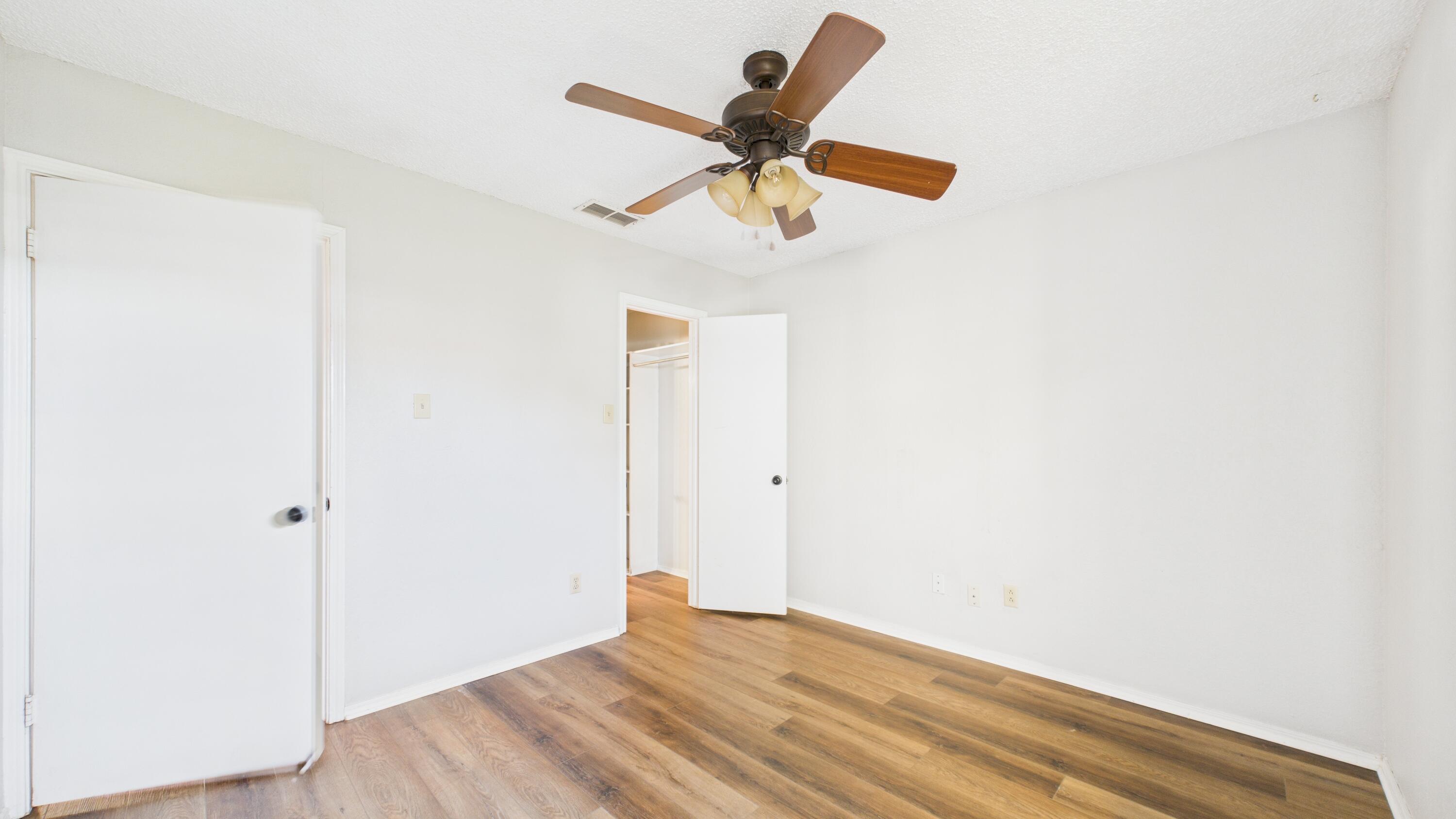 5801 6th Street Lubbock, TX 79416 - Photo 23 of 31 CAM03710G0-PR0151-STILL030