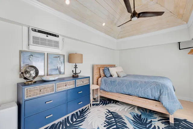 a kitchen that has a sink and a refrigerator