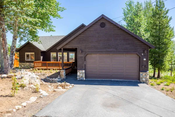 $1,295,000 | 12996 Oberwald Way, Truckee, CA 96161
