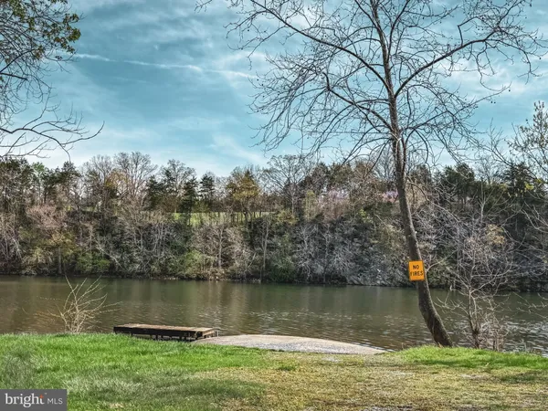 $539,900 | 406 Woodland Drive, Luray, VA 22835