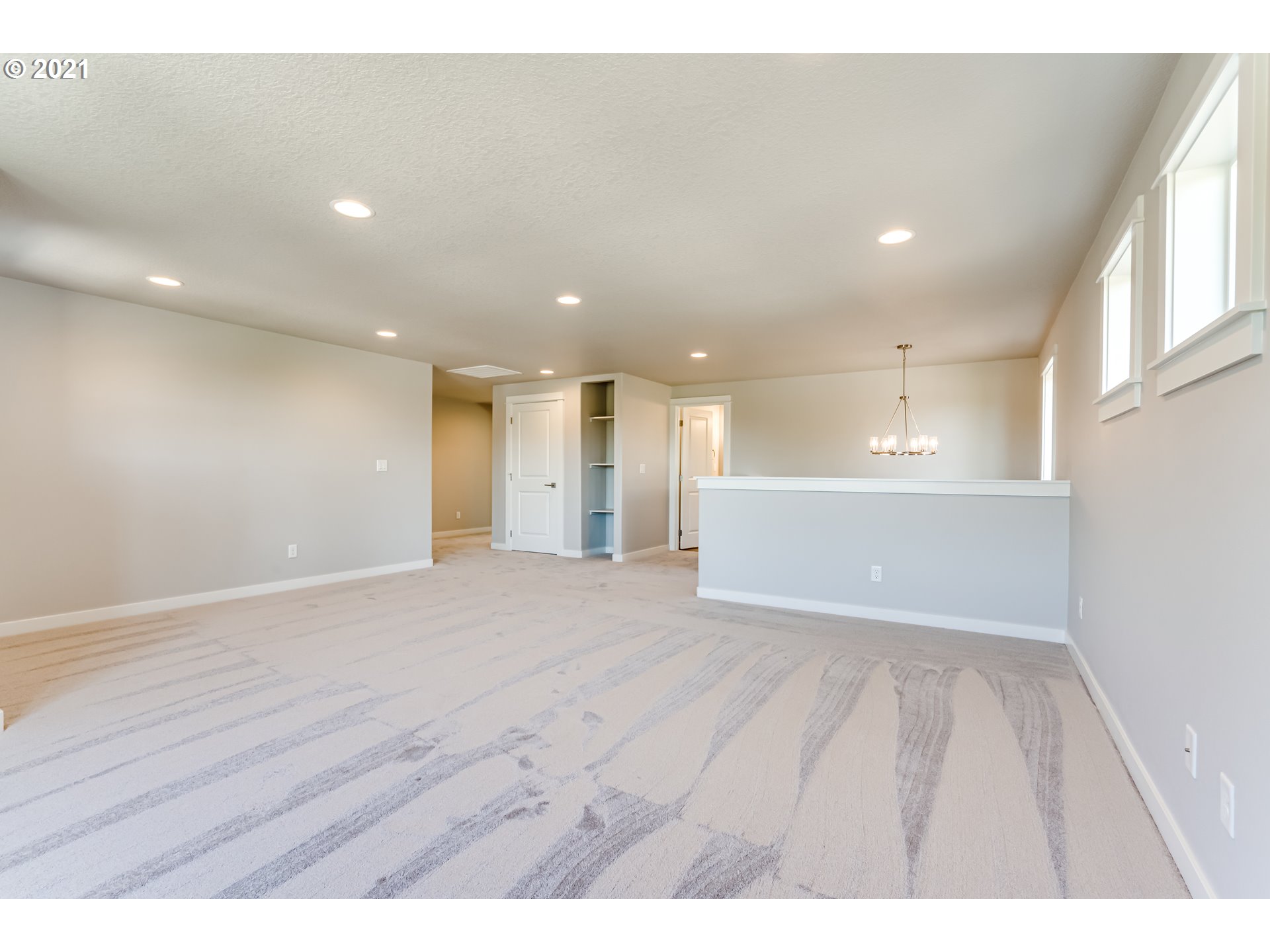 6015 Fernhill Loop Springfield, OR 97478 - Photo 17 of 32