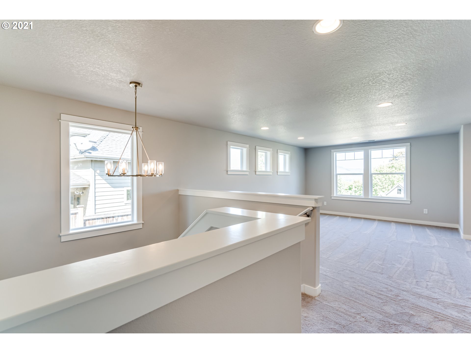 6015 Fernhill Loop Springfield, OR 97478 - Photo 18 of 32
