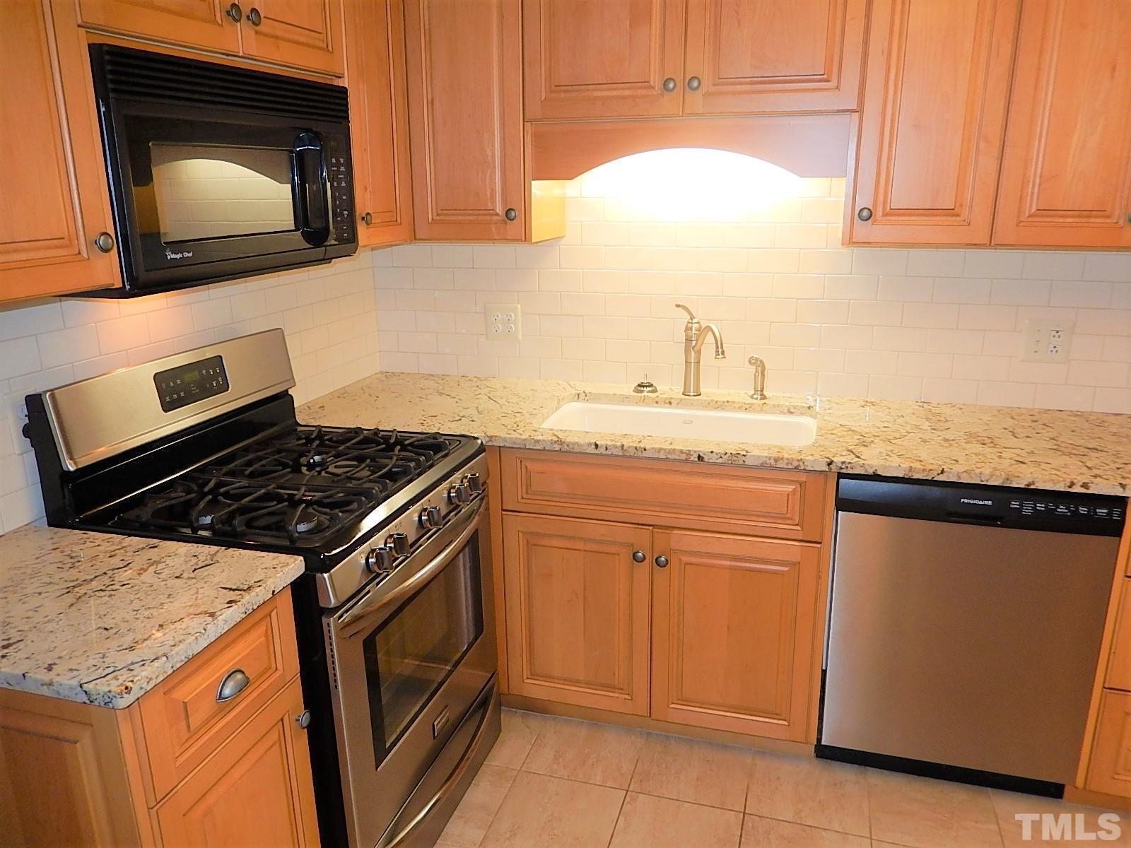 6704 Winding Trail Raleigh, NC 27612 - Photo 8 of 32 Photo #7
