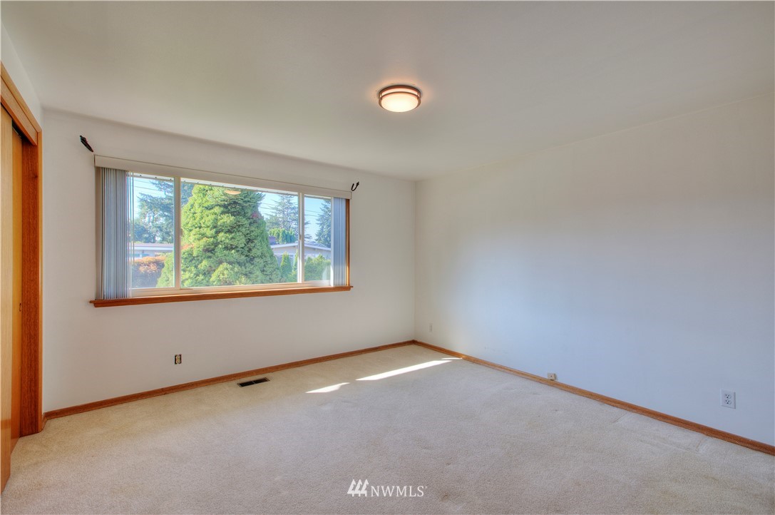 2920 Northeast 8th Place Renton, WA 98056 - Photo 16 of 20 Gallery Image 16