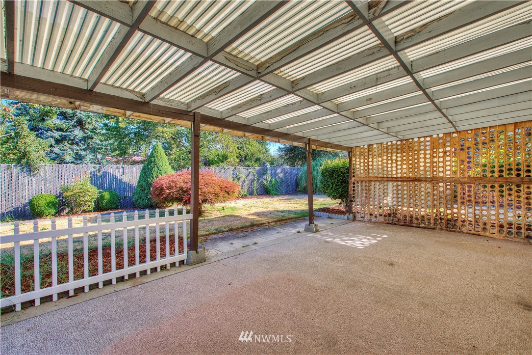 2920 Northeast 8th Place Renton, WA 98056 - Photo 6 of 20 Gallery Image 6