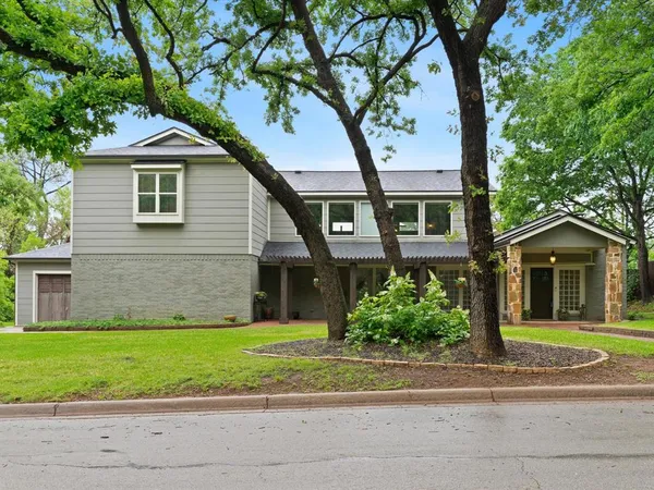 $749,000 | 3402 Marsh Lane, Grapevine, TX 76051