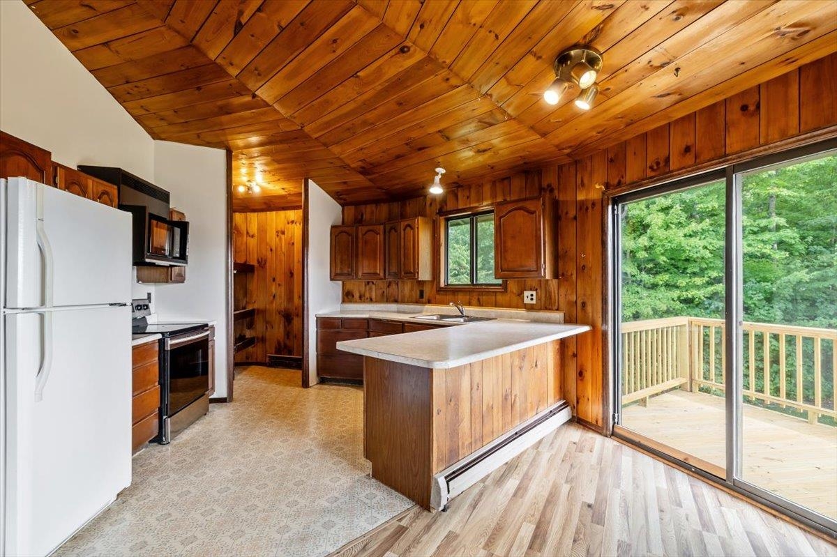 116 Thak Boulevard Highgate, VT 05459 - Photo 7 of 34