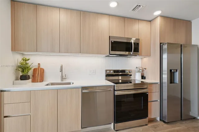 $4,530 | 55 Northwest 29th Street, Unit BA, Miami, FL 33127