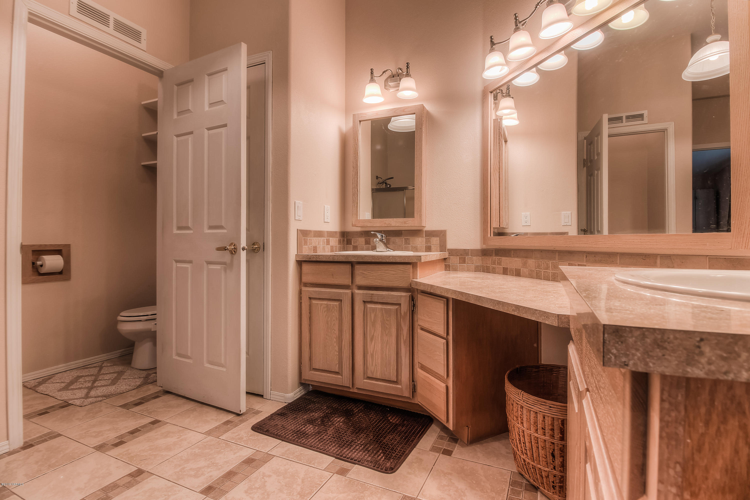 511 Livengood Road Cowiche, WA 98923 - Photo 16 of 20 12- Master Bath