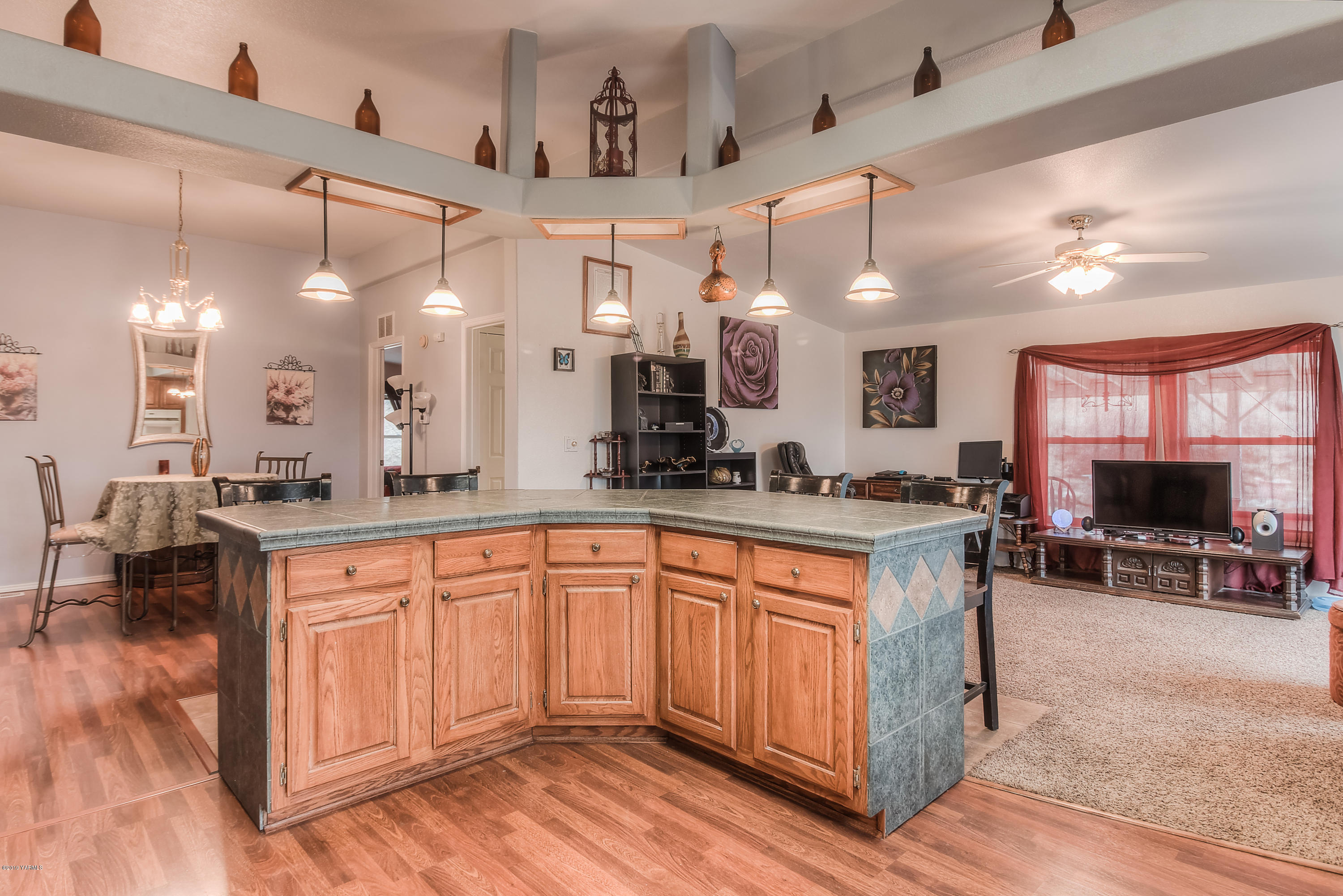 2.5 kitchen island