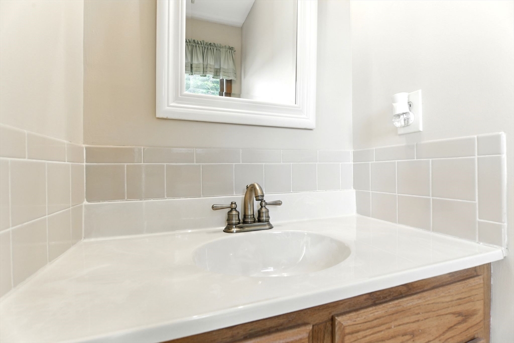 150 Hillside Road, Unit 2 Westfield, MA 01085 - Photo 15 of 34 Gallery Image 15