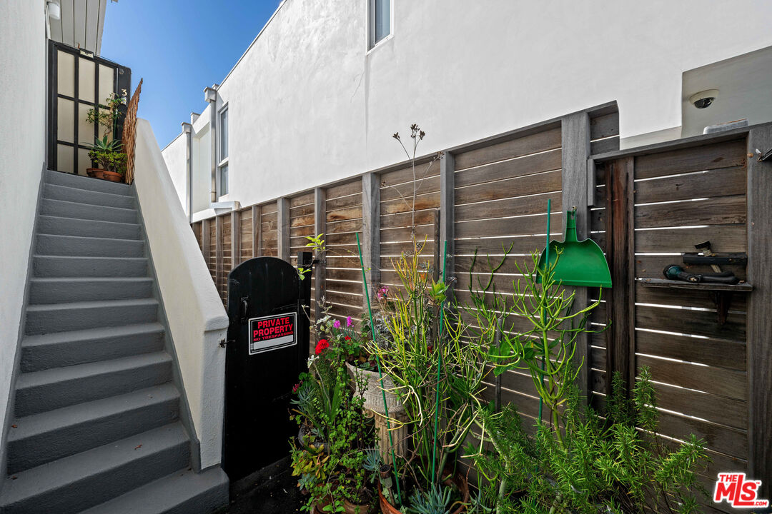25154 Malibu Road Malibu, CA 90265 - Photo 24 of 52