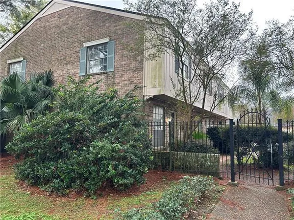 $1,200 | 913 Vouray Drive, Unit D, Kenner, LA 70065