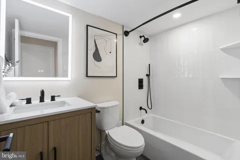 $549,000 | 50 Belmont Avenue, Unit 1016, Bala Cynwyd, PA 19004