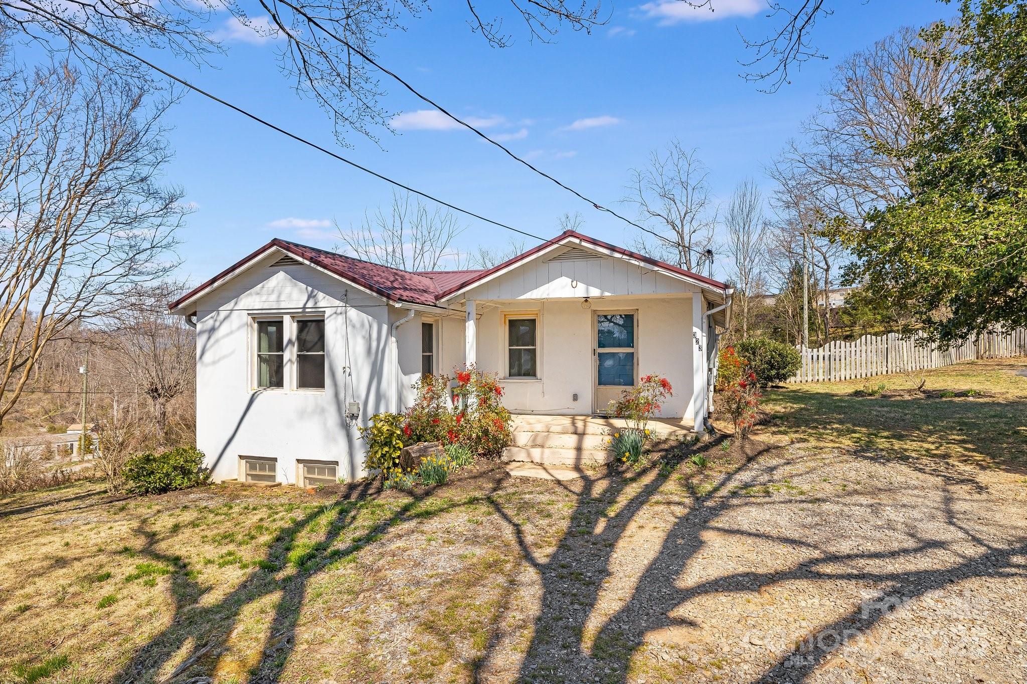 323 Emma Road Asheville, NC 28806 - Photo 1 of 34 Gallery Image 1