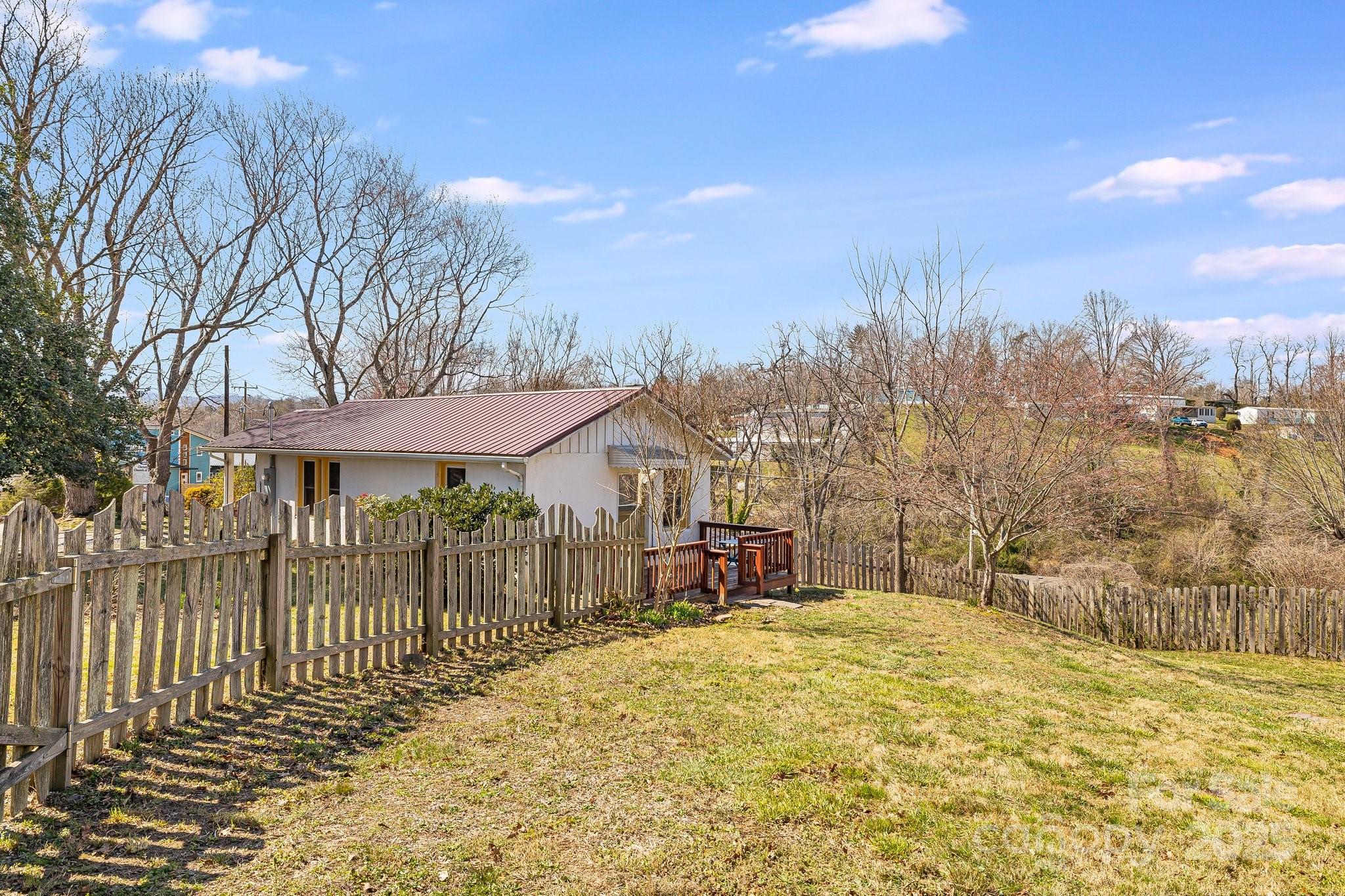 323 Emma Road Asheville, NC 28806 - Photo 33 of 34 Gallery Image 33