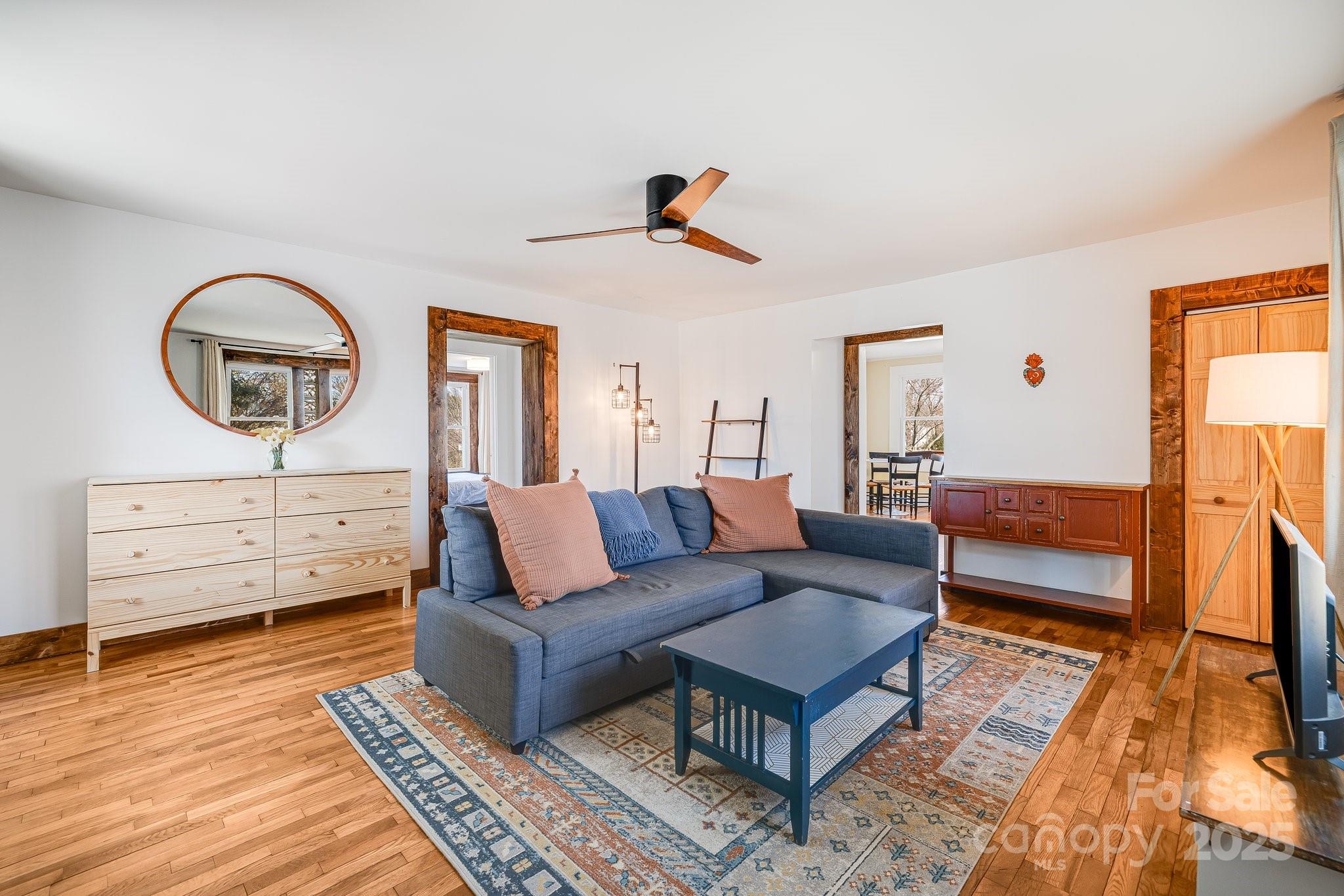 323 Emma Road Asheville, NC 28806 - Photo 8 of 34 Gallery Image 8