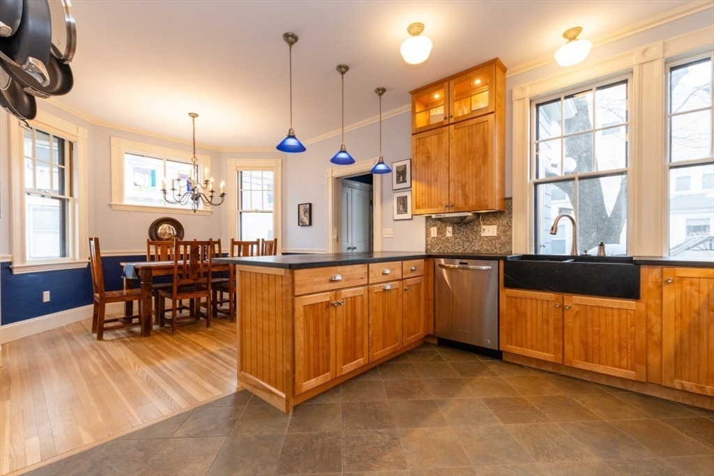 1 Gardner Road Cambridge, MA 02139 - Photo 14 of 39 Gallery Image 14