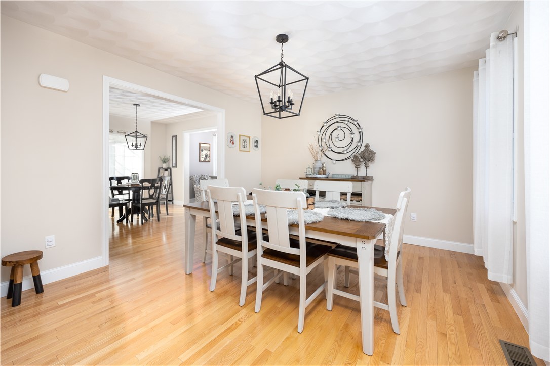 53 Oak View Drive Cranston, RI 02921 - Photo 12 of 41