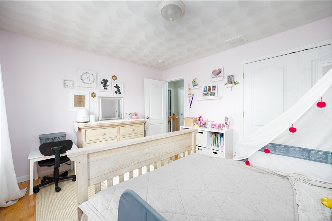 53 Oak View Drive Cranston, RI 02921 - Photo 21 of 41