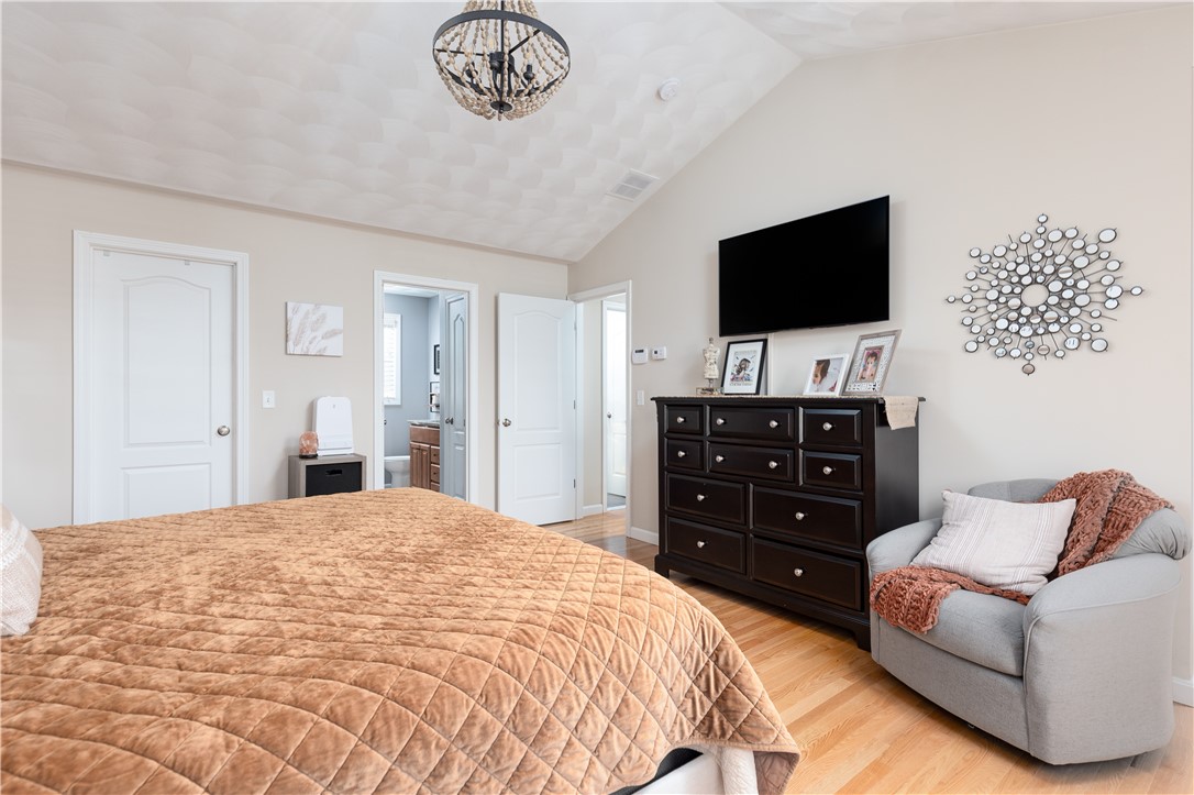 53 Oak View Drive Cranston, RI 02921 - Photo 26 of 41