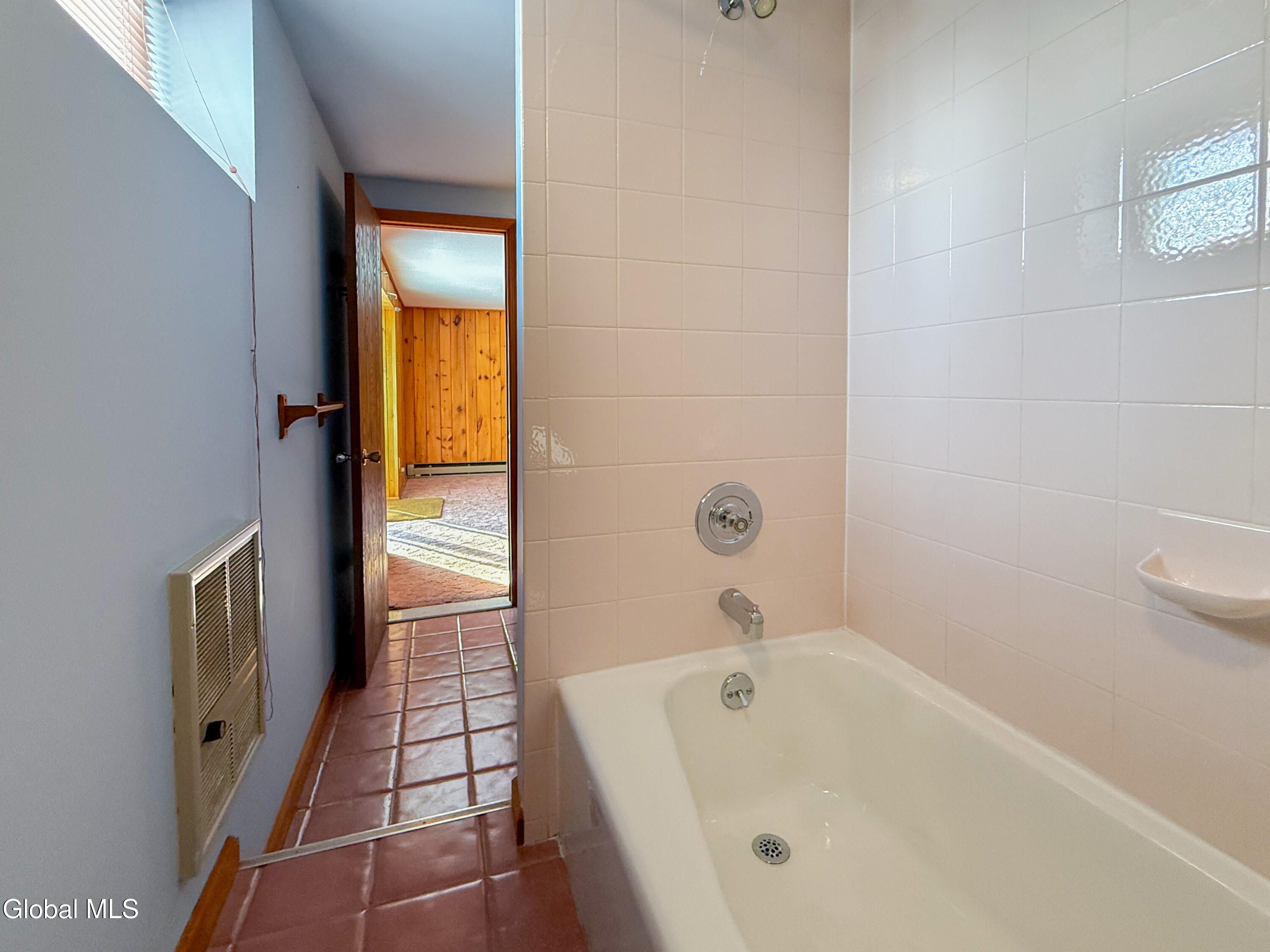 23 Daniel Street East Greenbush, NY 12144 - Photo 14 of 21 23-daniel-14-br