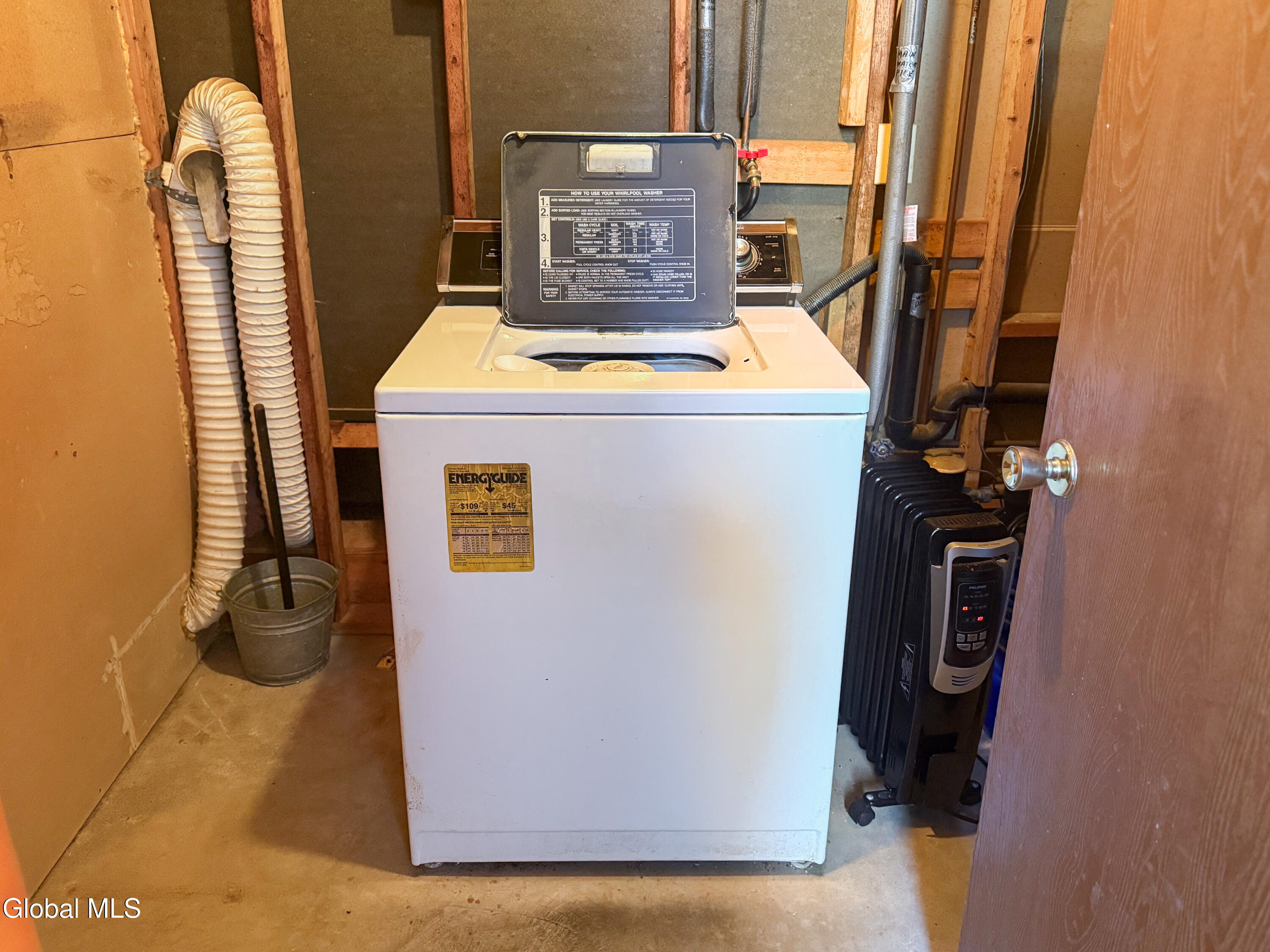 23 Daniel Street East Greenbush, NY 12144 - Photo 21 of 21 23-daniel-21-wash