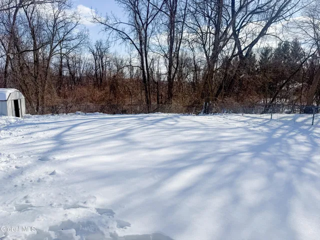 $249,000 | 23 Daniel Street, East Greenbush, NY 12144