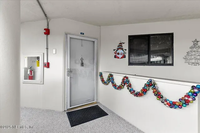 $174,000 | 1071 Edgewood Avenue South, Unit 401, Jacksonville, FL 32205