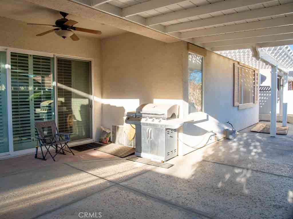 1041 Riviera Court Beaumont, CA 92223 - Photo 4 of 26