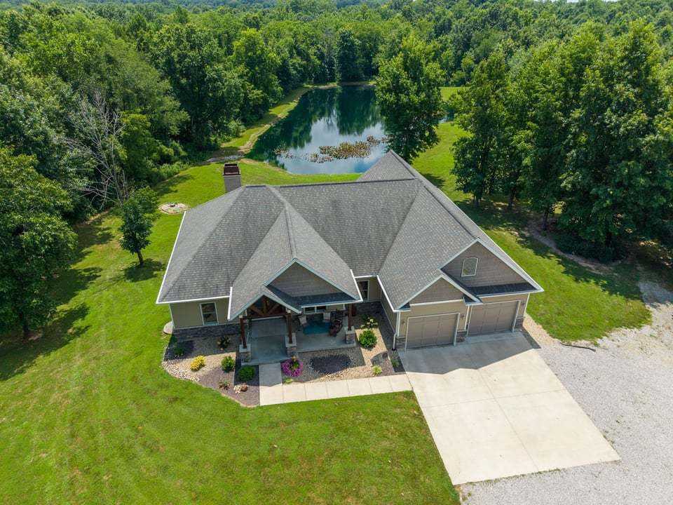 6368 Tonti Road Salem, IL 62881 - Photo 2 of 30