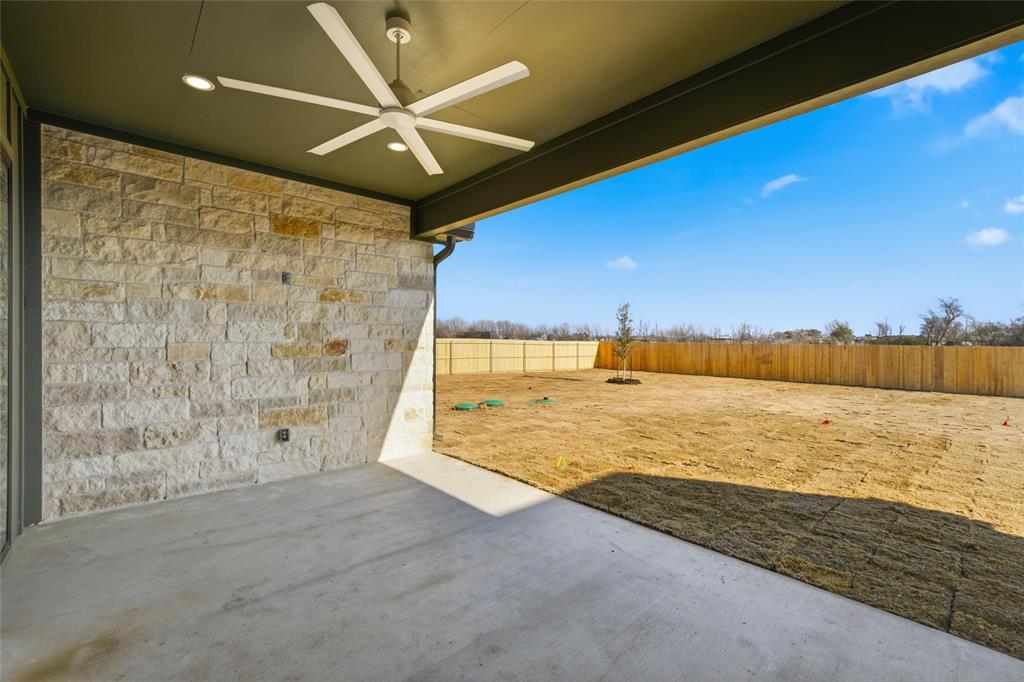 348 Lacek Mill Road China Spring, TX 76633 - Photo 31 of 40 a view of an ocean