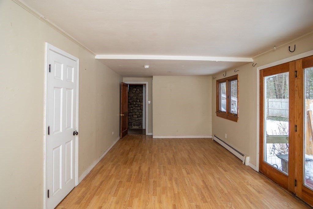 89 Chestnut Road Halifax, MA 02338 - Photo 9 of 30 Gallery Image 9