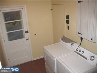 5 Elliott Road Broomall, PA 19008 - Photo 6 of 12 Gallery Image 6