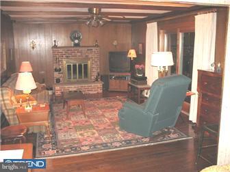 5 Elliott Road Broomall, PA 19008 - Photo 8 of 12 Gallery Image 8