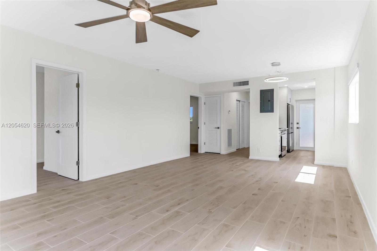 331 Southwest 8th Street, Unit 3F Boca Raton, FL 33432 - Photo 10 of 33