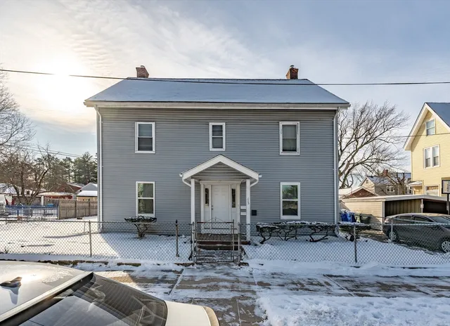 $2,000 | 115 Berkshire Street, Unit 2, Springfield, MA 01151