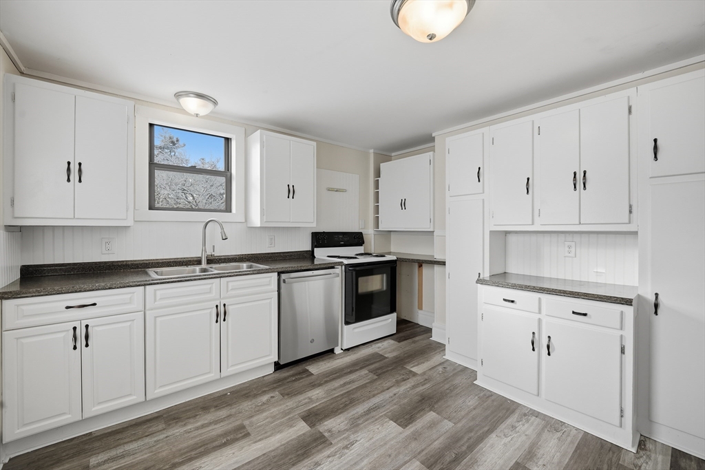 115 Berkshire Street, Unit 2 Springfield, MA 01151 - Photo 4 of 13