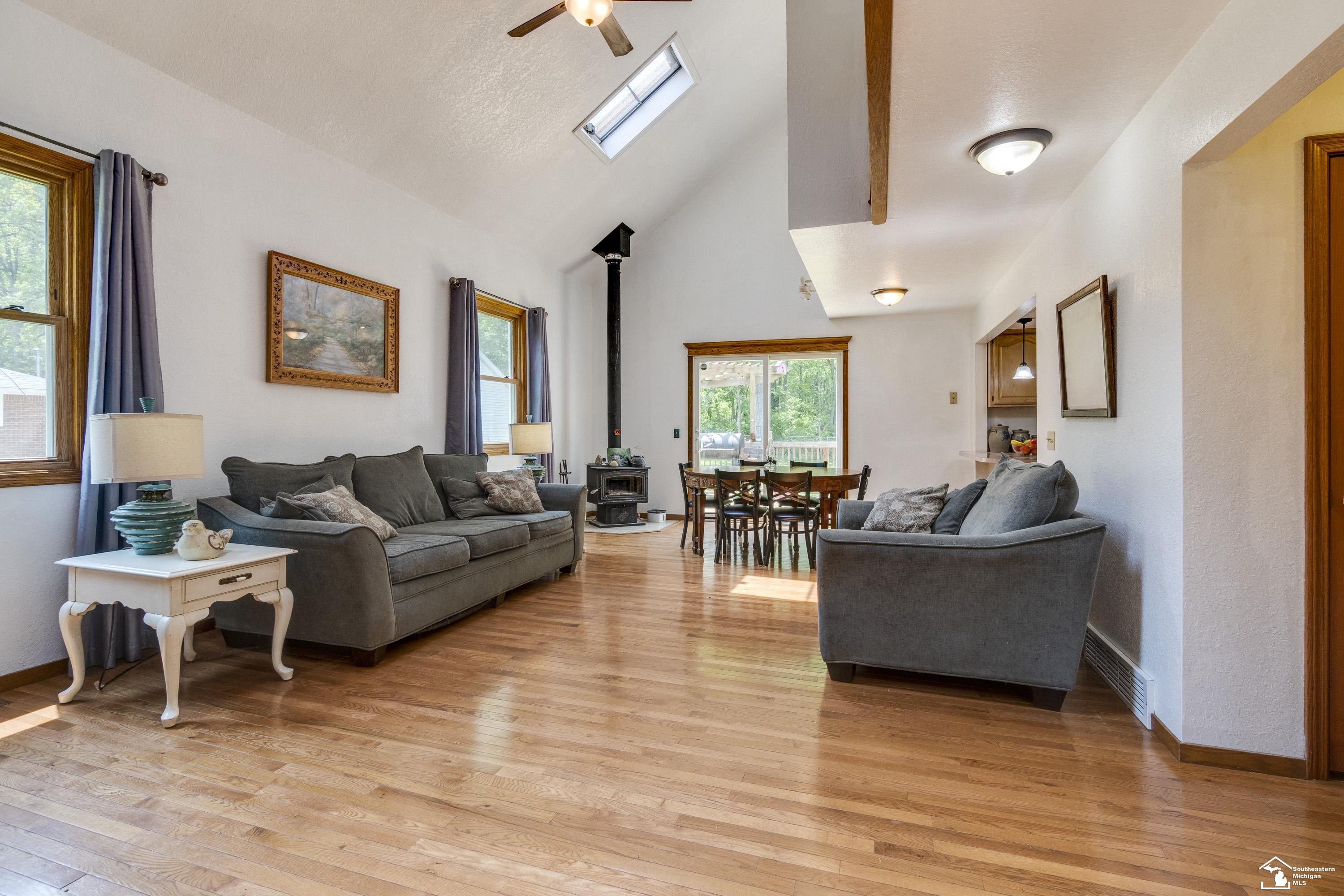 8061 Wiseman Road Lambertville, MI 48144 - Photo 6 of 46