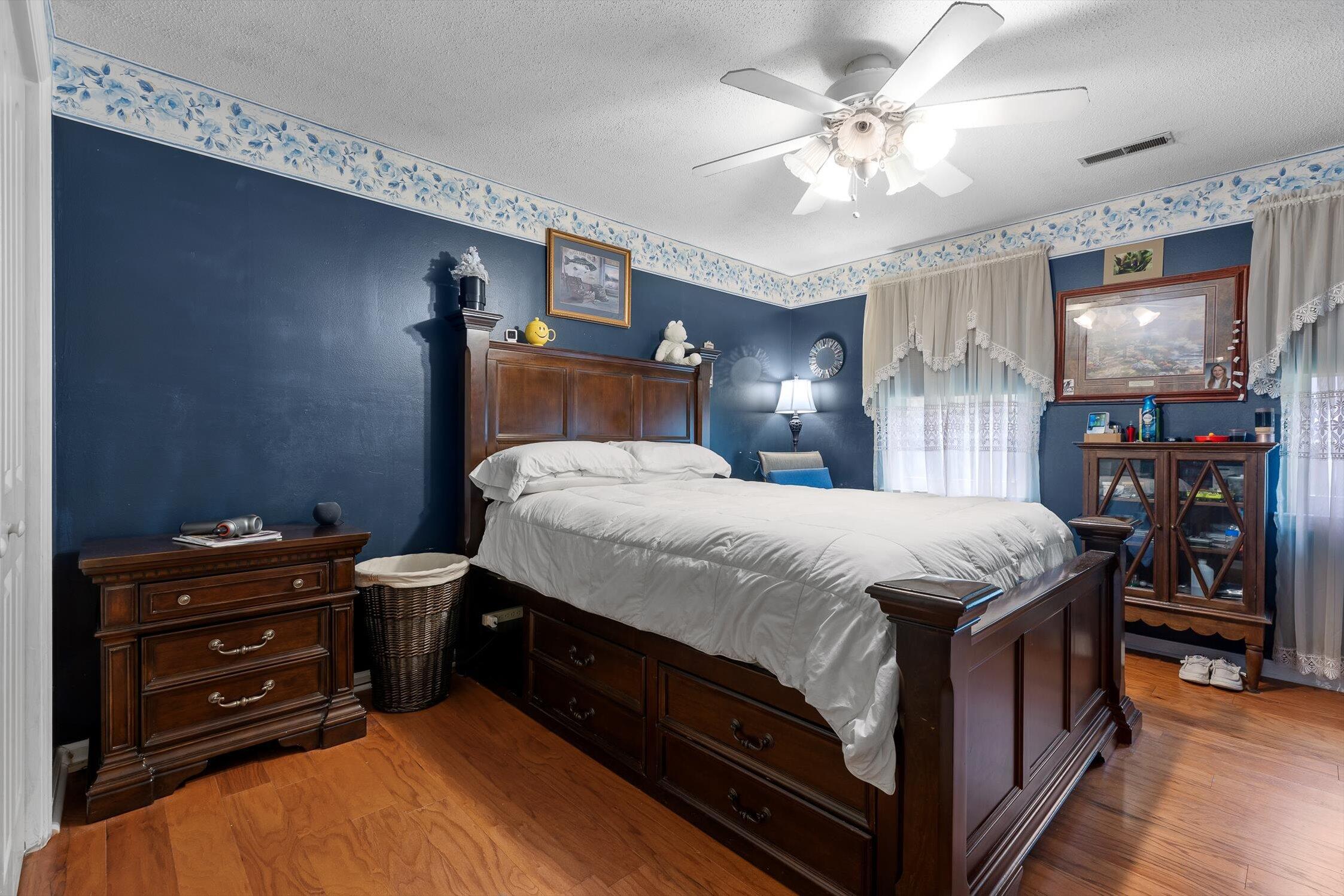 7825 Cove Ridge Drive Hixson, TN 37343 - Photo 3 of 31 09-Cove Ridge-34