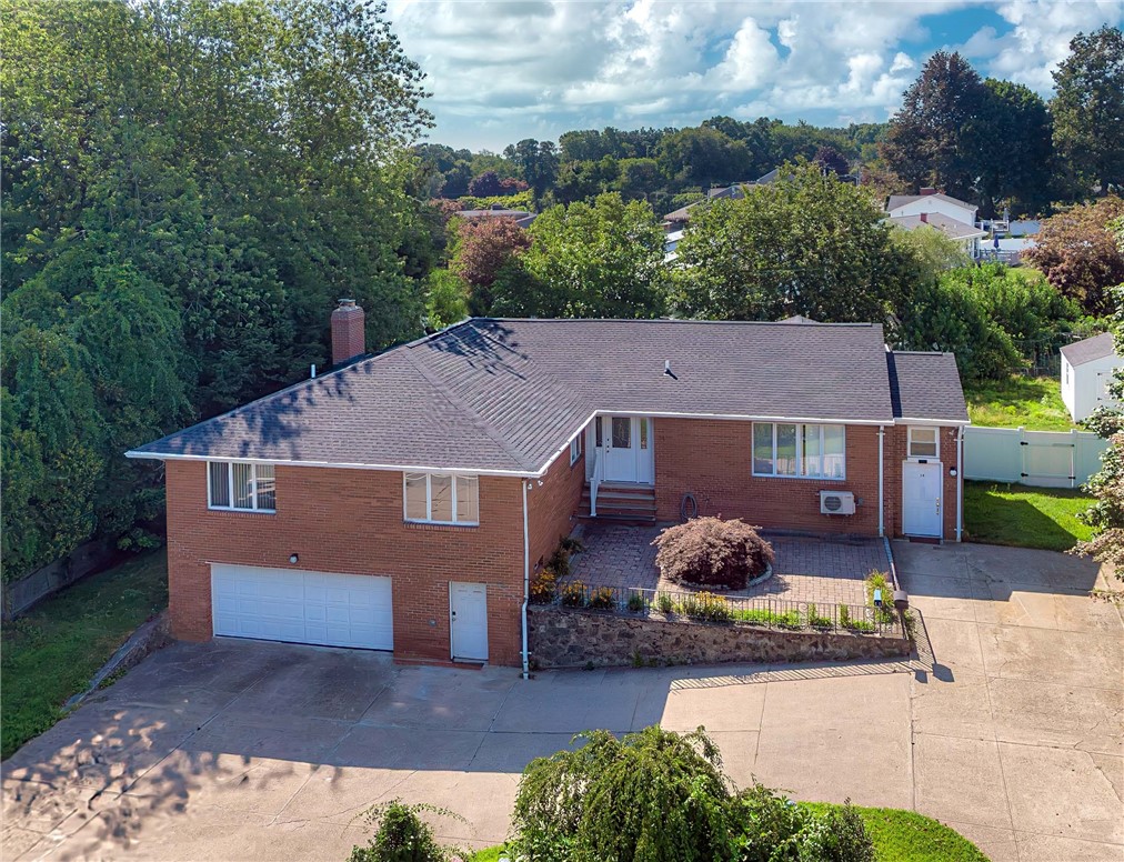 34 Cherry Hill Road Johnston, RI 02919 - Photo 4 of 33 Gallery Image 4