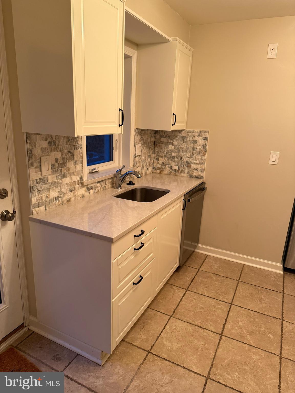 5226 Elliott Road Bethesda, MD 20816 - Photo 11 of 32