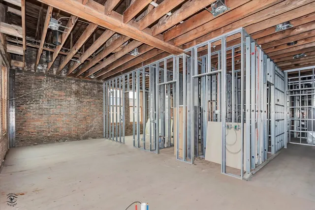 $349,900 | 801-805 1st Street, LaSalle, IL 61301