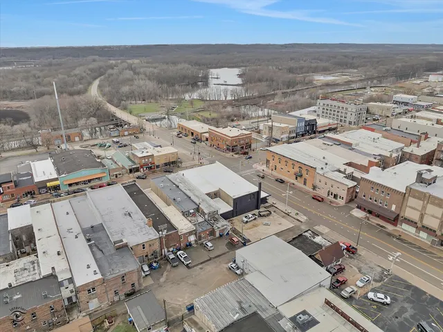 $349,900 | 801-805 1st Street, LaSalle, IL 61301