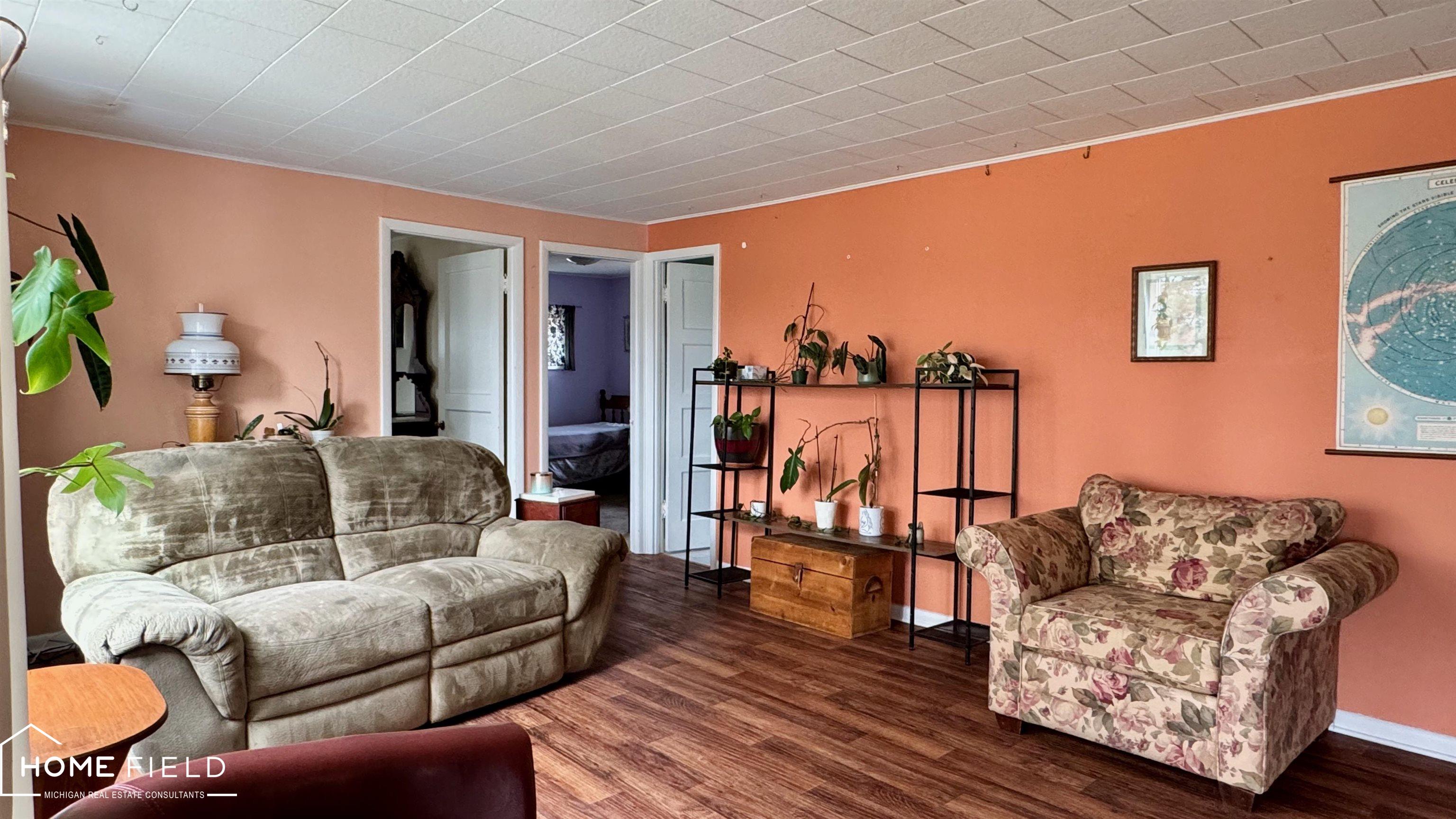 1395 Aiken Road Owosso, MI 48867 - Photo 12 of 34