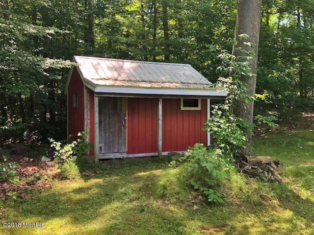 8912 North Pine Grove Road Vestaburg, MI 48891 - Photo 26 of 34