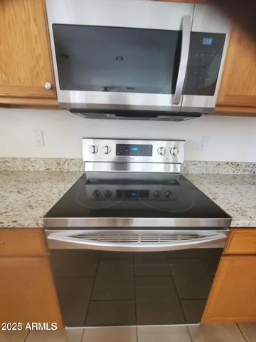 a close view of stove