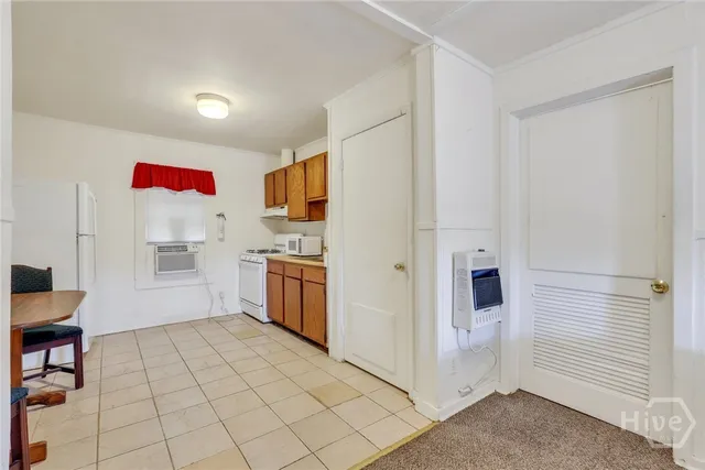 $1,200 | 5013 Ogeechee Road, Savannah, GA 31405